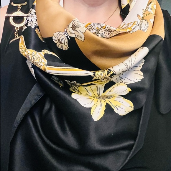 Black Dress Ivanka Trump - Picture 10 of 15